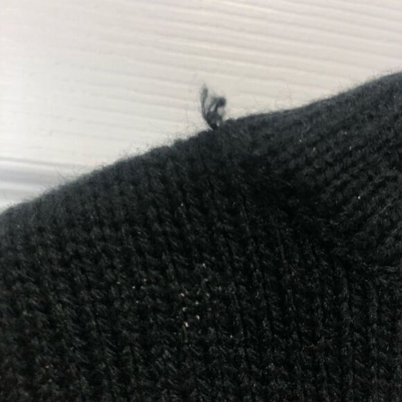 Angashion black and cream twin cheetahs king sleeve sweaters, size small - Picture 9 of 14